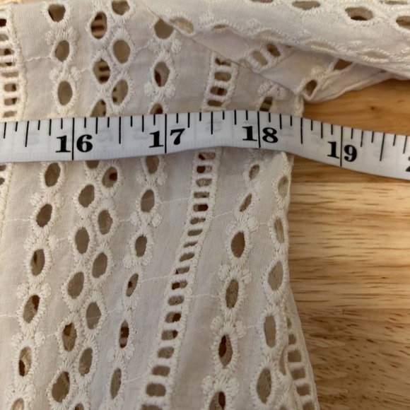 Madewell Eyelet Mockneck Ruffle Top Women's Small Cream - Picture 11 of 12